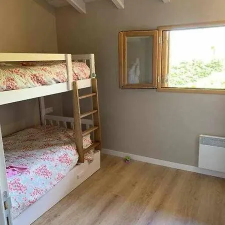 Apartament Adosada En *
