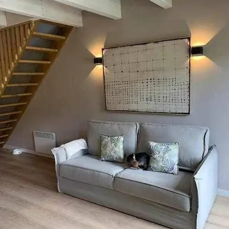 Adosada En Apartament